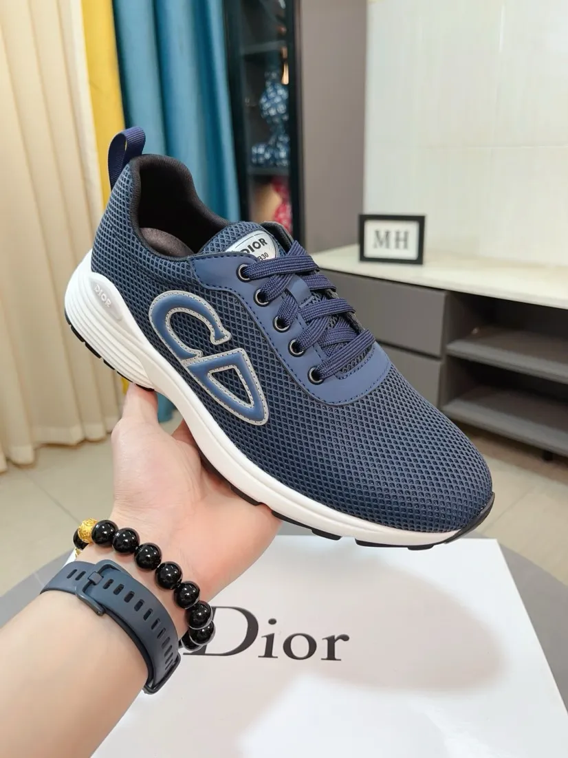 Ex-factory price 420🌹🌹【Dior】Best-selling model, world premiere on official website🔝High-end brand of men's shoes, latest series on official website: The upper is made of imported cowhide with specially designed fabrics➕Mesh breathable lining. Make walking more convenient and comfortable! Compared with the official quality, Midea’s 1:1 replica. Create a fashionable personality to set off your uniqueness! A must-have for trendy men! Classic style. Men's sizes: 38-44.